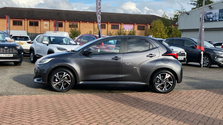 Toyota Yaris 1.5 Hybrid Design 5dr CVT Hybrid Hatchback